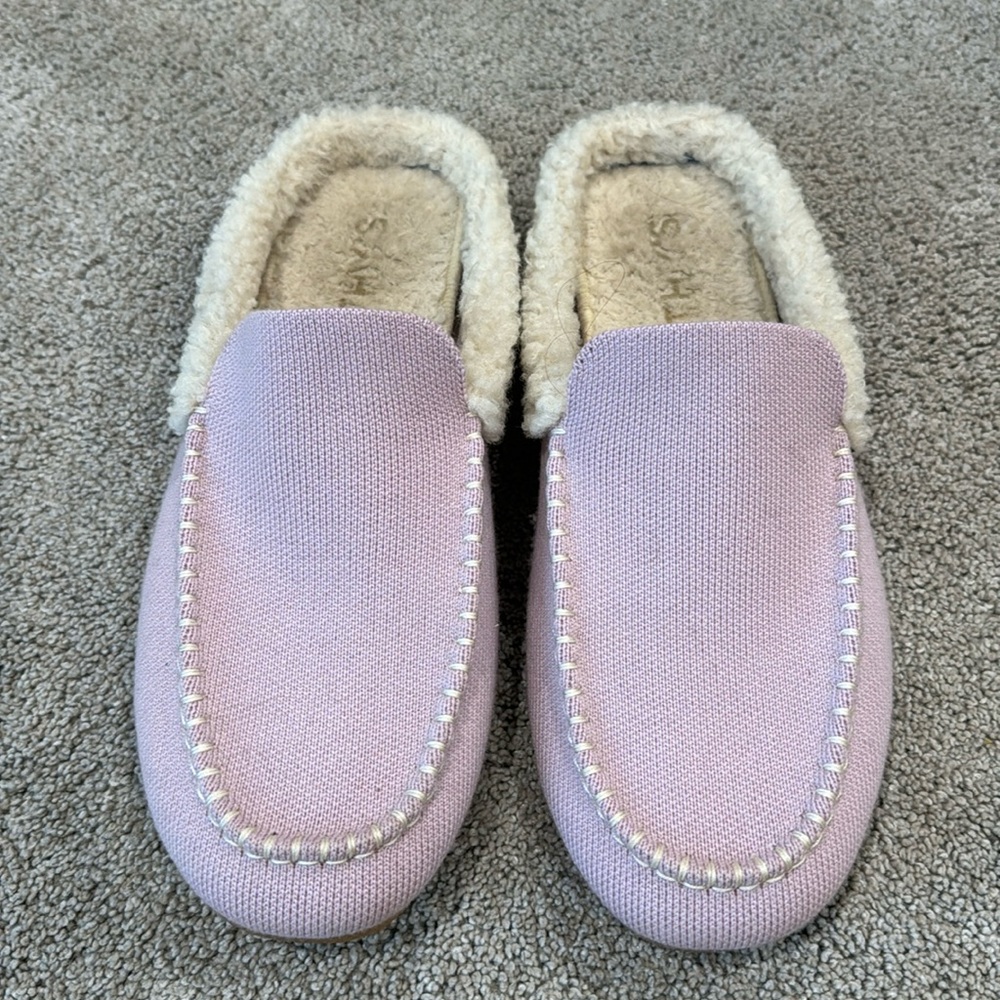 Rothy’s Slippers in Lilac size 9